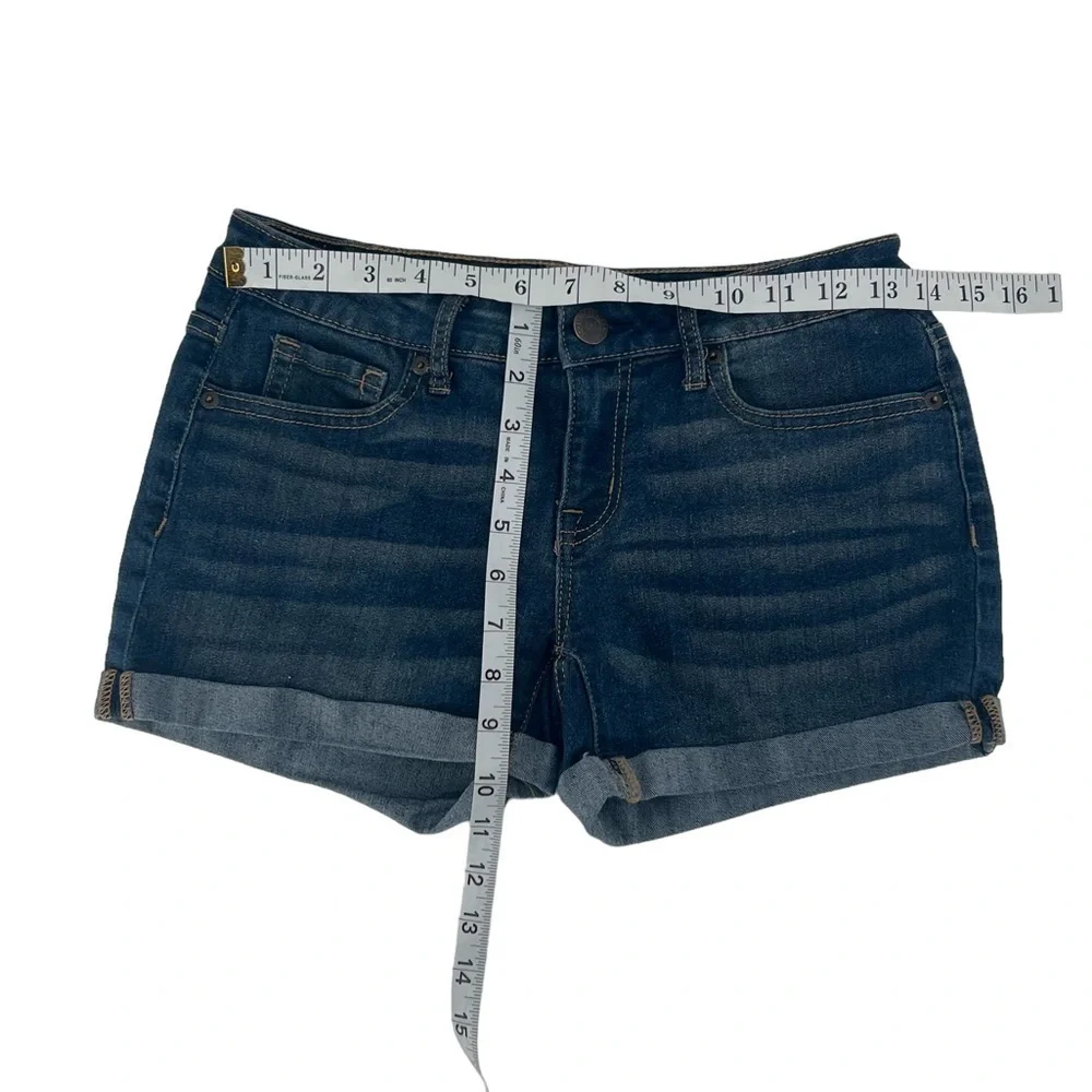 Aeropostale Midi Cuffed Hem Jean Shorts Size 4 Women’s